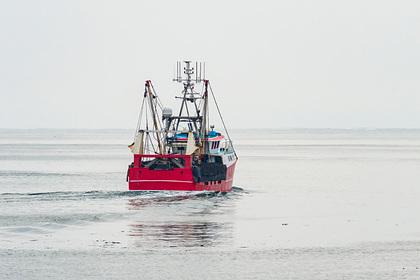 Франция захватила британское судно в своих территориальных водах