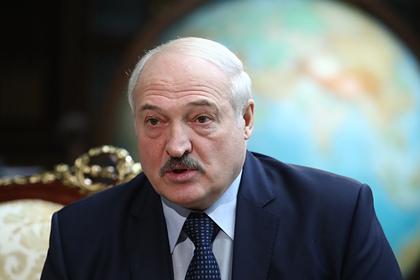 Лукашенко назвал отказ от импортных продуктов путем к долголетию