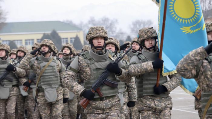 В войсках до сих пор большая доля оружия советского периода - Токаев
                19 января 2022, 18:01