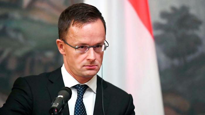Сийярто объяснил, почему Украина может рассчитывать лишь на ограниченную помощь Венгрии на фоне российской