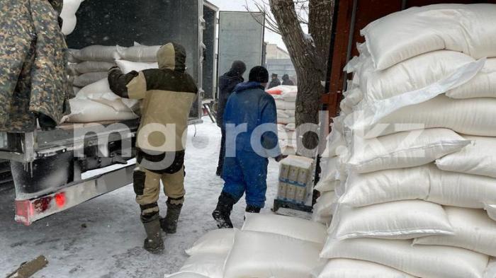 Россияне мешками скупают продукты в Уральске и Актобе - СМИ
                10 марта 2022, 19:24