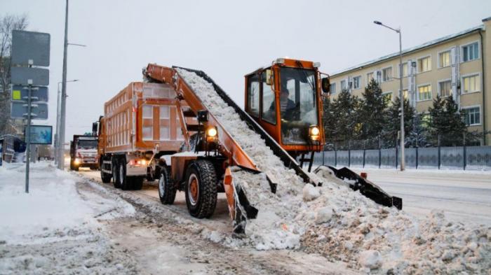 2700 грузовиков снега собрали в Астане за одну ночь
                04 января 2023, 12:00