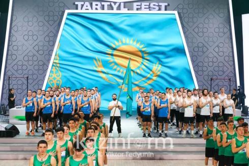 Гранд-финал Tartyl Fest в Астане: 29 раз подтянулся карагандинец и победил