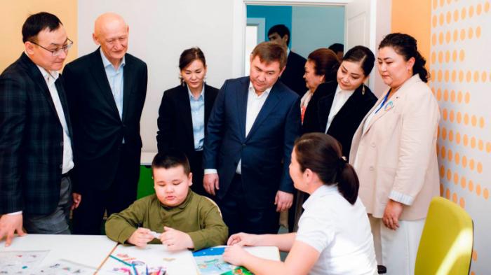 Первый государственный центр поддержки детей с аутизмом открылся в Шымкенте
                04 апреля 2023, 14:03