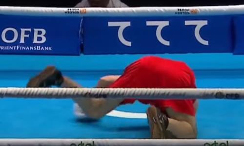 Видео пушечного нокдауна казахского боксера в бою за выход в финал чемпионата мира-2023