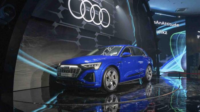 В Алматы представлены две версии новейшего электрического Audi Q8 e-tron
                03 ноября 2023, 08:02