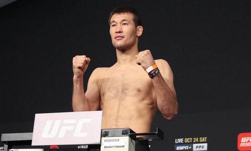 В UFC нашли замену Шавкату Рахмонову на 17 декабря