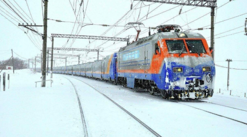 Дополнительные поезда запустят к концу зимних каникул в Казахстане
