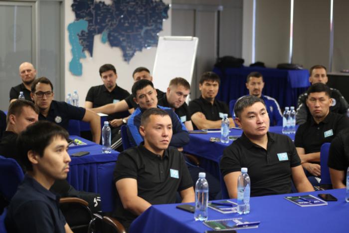 Казахстанский футзал готовится к наплыву тренеров