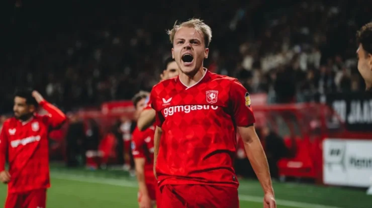 FC Twente Raih Kemenangan Dramatis 2-1 atas Fortuna Sittard, Perkuat Posisinya di Puncak Eredivisie