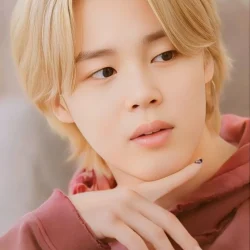 Jimin Bersinar di Kembali Besarnya BTS: Dari Live Netflix Hingga Merchandise Eksklusif