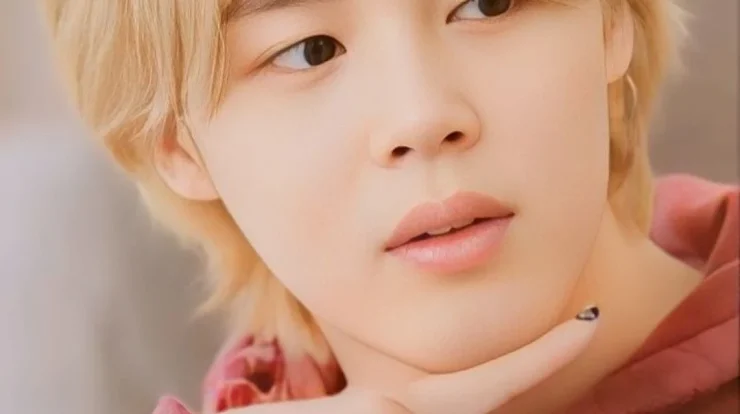 Jimin Bersinar di Kembali Besarnya BTS: Dari Live Netflix Hingga Merchandise Eksklusif