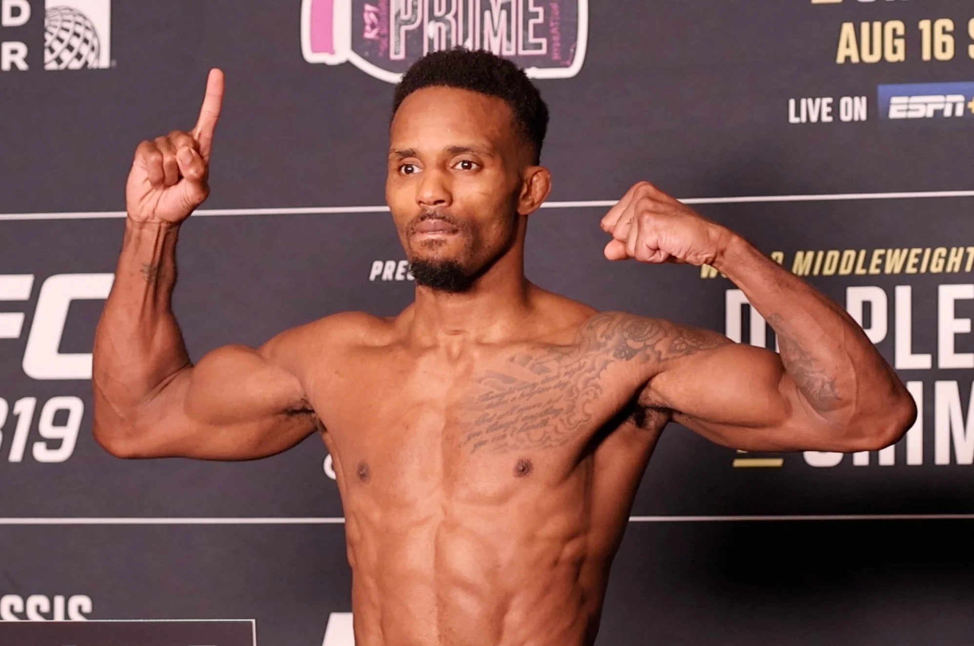 Kemenangan Kontroversial Movsar Evloev di UFC London Membuat Lerone Murphy Gagal Realisasi Impian Gelar