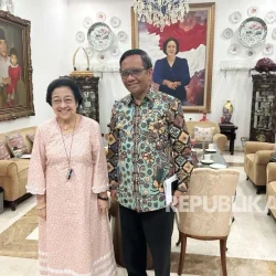 Megawati Unggah Video Doa Kesehatan, Mahfud MD Serukan Pengawasan untuk Indonesia Maju