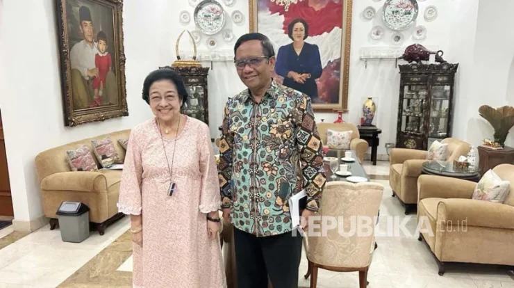 Megawati Unggah Video Doa Kesehatan, Mahfud MD Serukan Pengawasan untuk Indonesia Maju