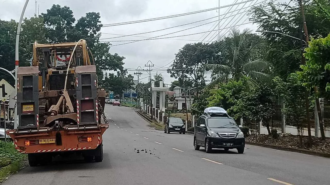Misi Kilat Kemen PU: 1.461 Alat Berat Siap Menangani Jalan Rusak Selama Mudik