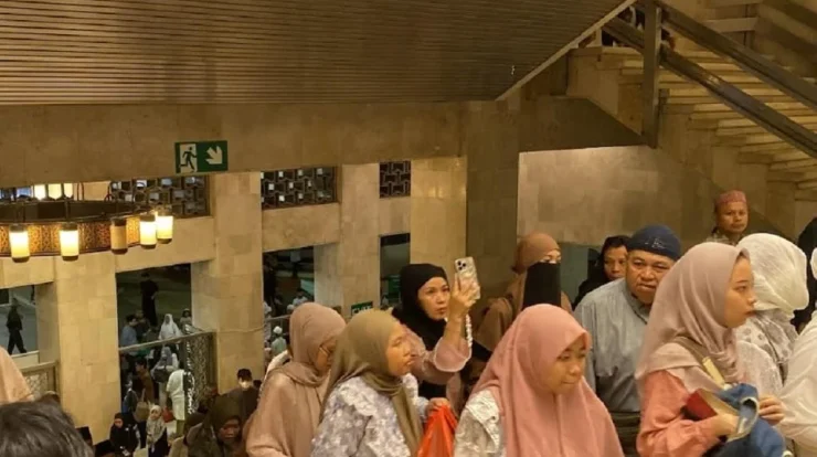 Ribuan Jemaah Salat Id di Istiqlal Mencapai 500.000: Catatan Menag yang Menggemparkan