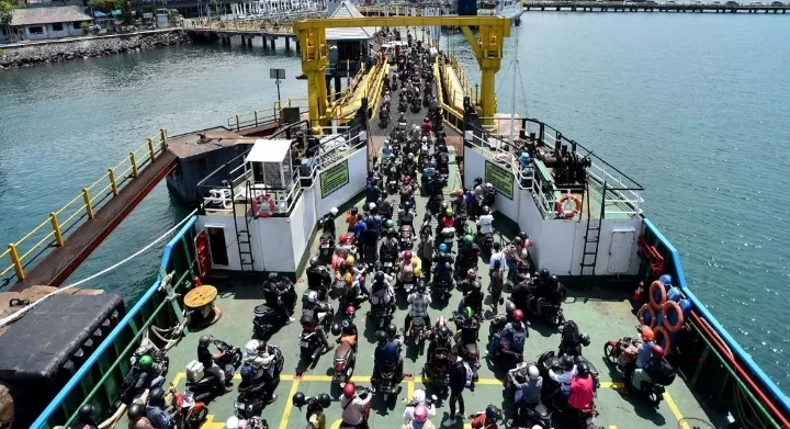 Ribuan Pemudik Membanjiri Pelabuhan Gilimanuk Usai Nyepi, Armada ASDP Siap Tangani Lonjakan