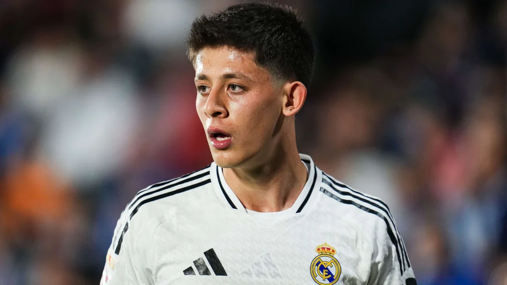 Arda Guler Cedera: Real Madrid Khawatir Tanpa Gelandang Kunci Jelang El Clasico Arda Guler Cedera: Real Madrid Khawatir Tanpa Gelandang Kunci Jelang El Clasico