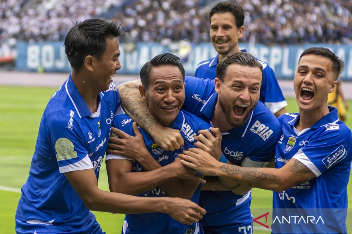 Bojan Hodak: Persib Tak Perlu Pikirkan Gelar Dini, Nasib Juara Baru Akan Terungkap di Pekan Terakhir