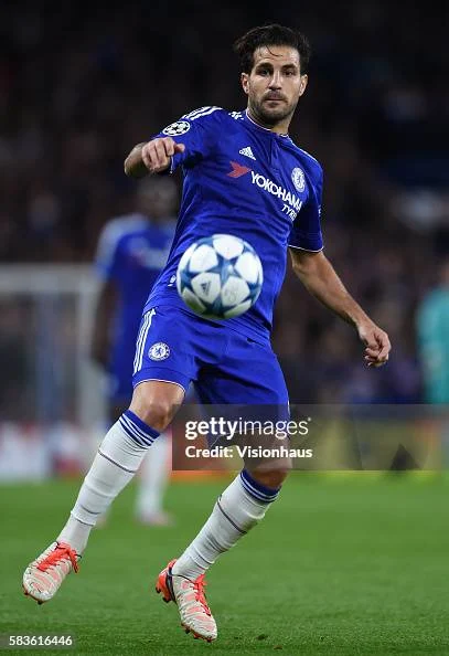 Cesc Fàbregas Kembali Jadi Bintang? Chelsea Targetnya di Tengah Krisis Manajer
