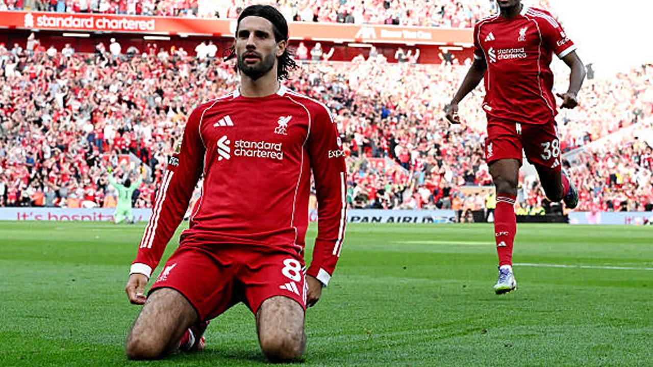 Dominik Szoboszlai Jadi Kunci Liverpool: Dari Monolog Fan Hingga Janji Gerrard di Laga PSG