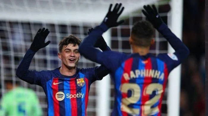 Gavi Bersinar di Tengah Krisis Pedri: Barcelona Terpuruk di Leg Pertama Champions League