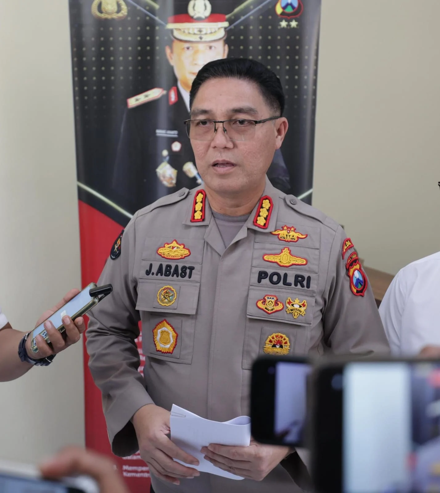 Identitas Guru Honorer Kuningan Dicatut Beli Ferrari Miliaran, Polisi Selidiki Kasus Penipuan Identitas