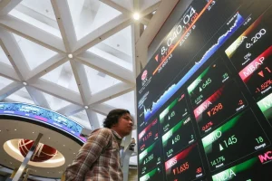 IHSG Lesu di Sesi I: Crossing Jumbo Rp 678,51 Miliar di BBCA Mengguncang Pasar
