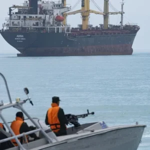 Iran Raih Kekayaan Miliaran Dollar: Pajak Baru di Selat Hormuz Guncang Pasar Global