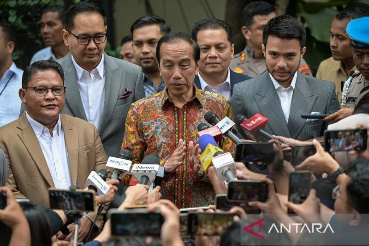 Jokowi Bantah Tuduhan JK: Kasus Ijazah Palsu Tak Menyulut Konflik, Sebaliknya Panggilan untuk Penyelesaian Hukum