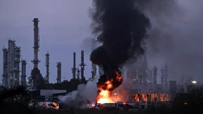 Krisis Minyak Iran Dorong UE Impor Bahan Bakar Jet dari AS, Terancam Kekacauan Penerbangan