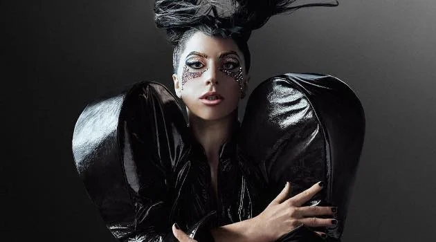 Lady Gaga Batalkan Konser Terakhir di Montreal, Penggemar Kecewa dan Dampak Besar