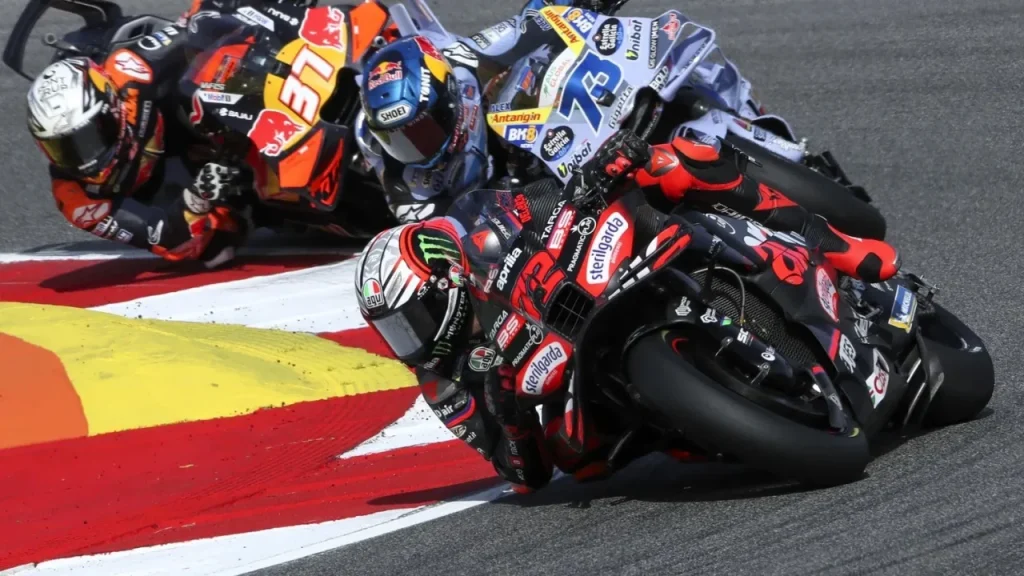 Marco Bezzecchi Akui Kelemahan Teknis, Gagal Kalahkan Alex Marquez dan Hanya Raih Posisi Kedua