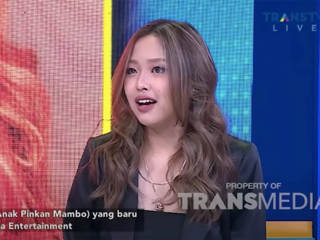Michelle Ashley Ungkap Kemandirian Finansial dan Tuduhan terhadap Arya Khan serta Kontroversi Gaya Hidup Bersama Pinkan Mambo
