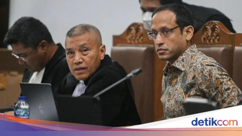 Nadiem Makarim Mengaku Menyesal, Minta Maaf Setelah 7 Bulan di Penjara: ‘Kurang Sowan, Tak Paham Birokrasi’ Nadiem Makarim Mengaku Menyesal, Minta Maaf Setelah 7 Bulan di Penjara: ‘Kurang Sowan, Tak Paham Birokrasi’