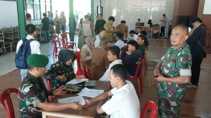 Nasib 9 Siswa yang Ejek Guru Tak Jadi Diskors, Kini Dikirim ke Barak Militer