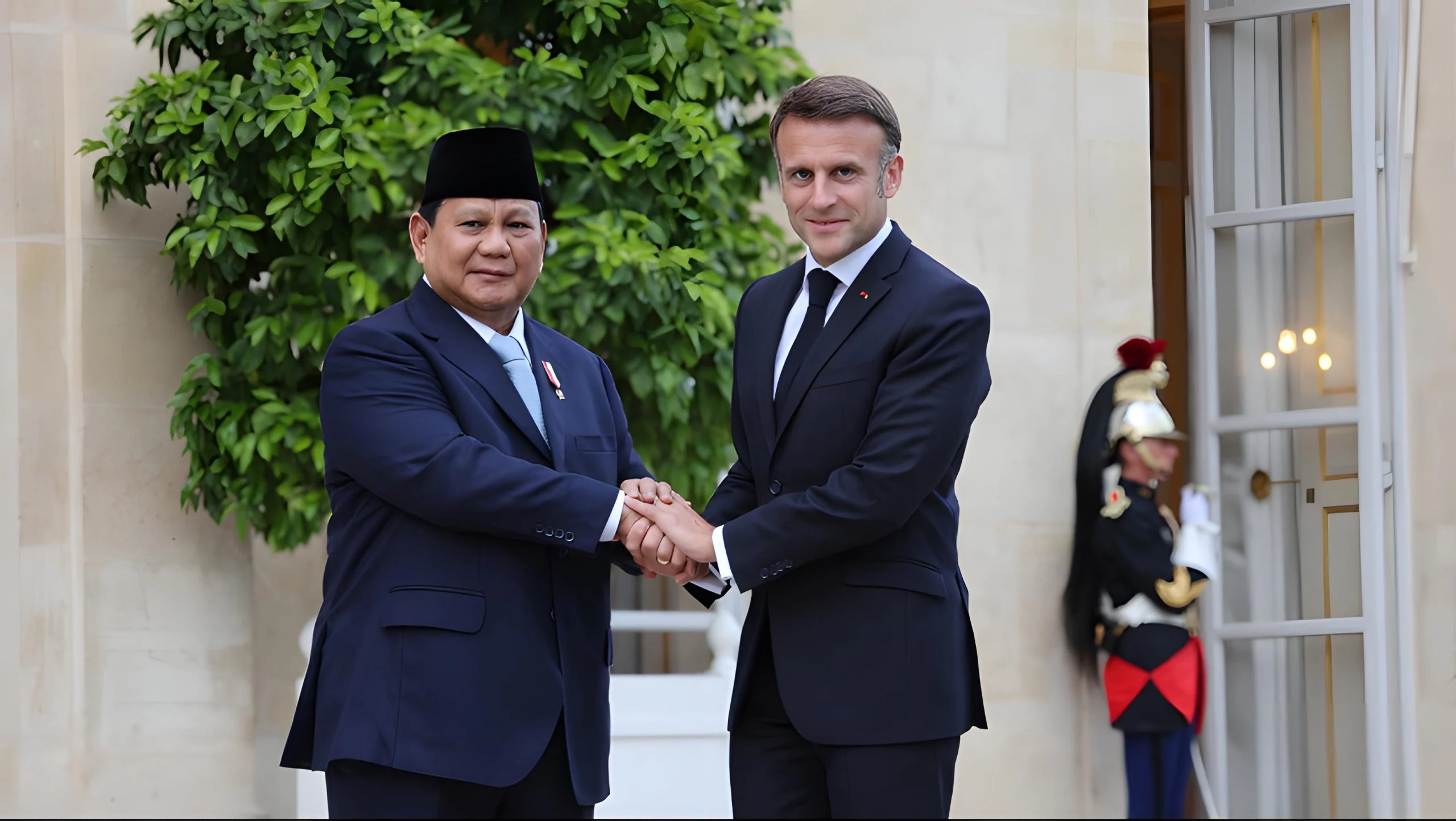 Prabowo Bertemu Macron di Paris: Strategi Baru Indonesia untuk Perdamaian dan Kerja Sama Global