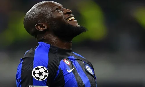 Romelu Lukaku di Persimpangan Karier: Dari Manchester United ke Napoli, Kontroversi dan Transformasi Pribadi