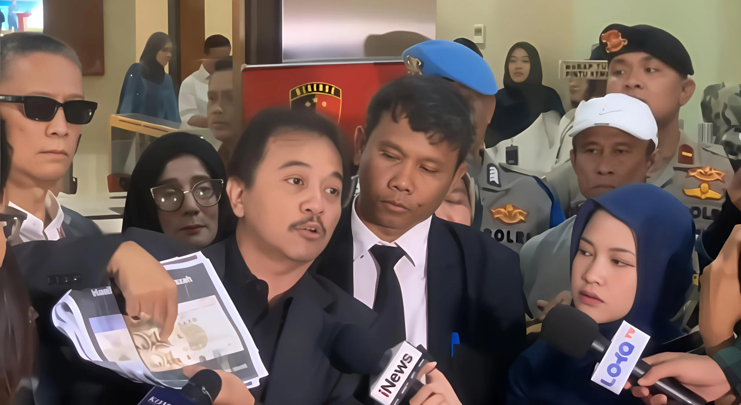 Roy Suryo Skakmat Rismon Sianipar: Bukti Ijazah Jokowi Terungkap, Gelagat Janggal 5 Hari Sebelum RJ