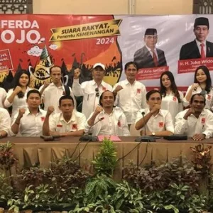 Seruan Ganti Presiden Prabowo Menguat, Mahfud MD Tegaskan Bukan Makar, Pemerintah Diminta Introspeksi