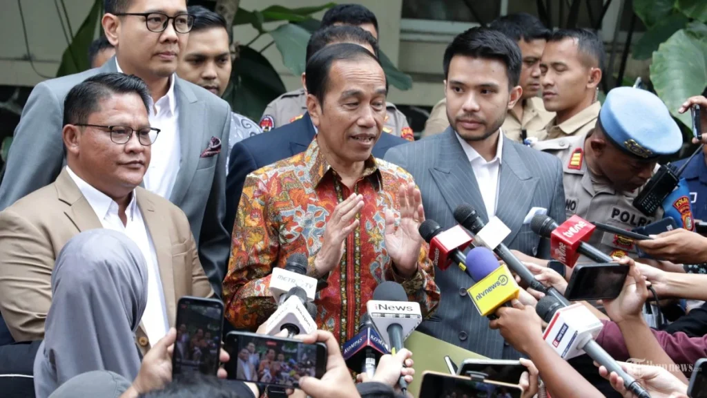 Skandal Setoran Rp425 Juta: Adik Ipar Jokowi Terlibat dalam Sidang Kasus Korupsi DJKA Skandal Setoran Rp425 Juta: Adik Ipar Jokowi Terlibat dalam Sidang Kasus Korupsi DJKA