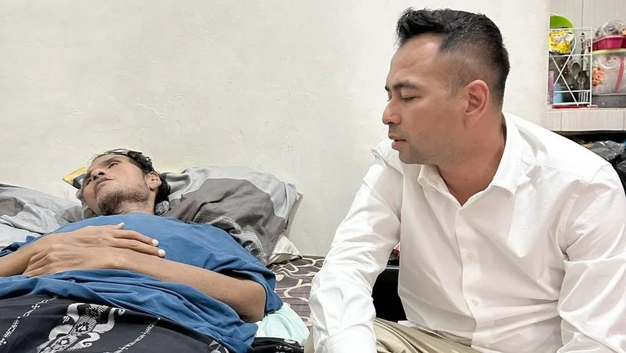 Terungkap! Raffi Ahmad Bantu Fahmi Bo Buka Warung Acar Buntut Sapi yang Bikin Lidah Bergoyang