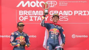 Veda Ega Pratama Si Pembalap Muda yang Menghidupkan Kembali Gairah Moto3 Indonesia