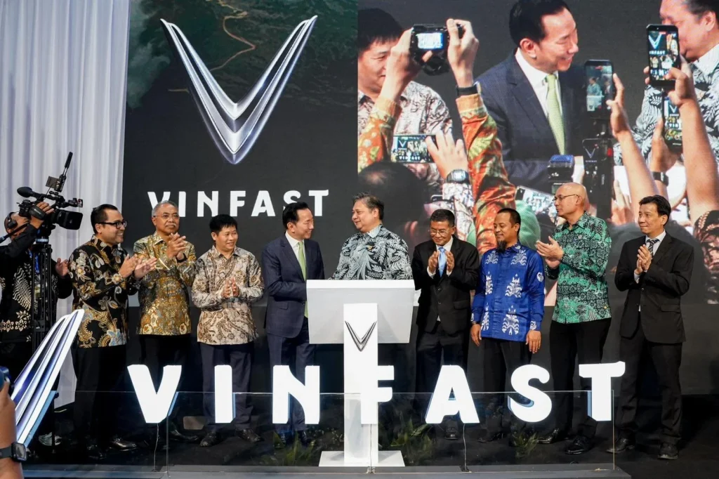 VinFast Subang: Investasi Miliaran Dolar, Namun Tantangan Besar Mengintai VinFast Subang: Investasi Miliaran Dolar, Namun Tantangan Besar Mengintai