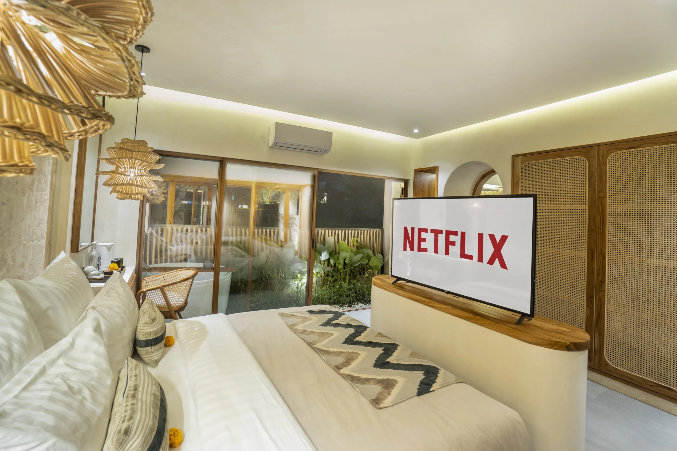 Viral! Turis India Curi Handuk, Hair Dryer, dan Remote TV di Hotel Ubud, Mengundang Kecaman Publik