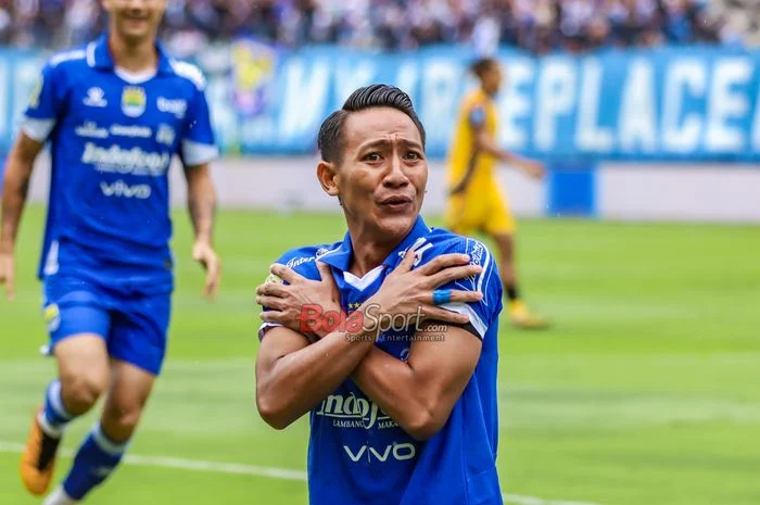 Beckham Putra Nugraha: Persib Bandung Raih Hattrick Juara, Sejarah Baru Dibuat!