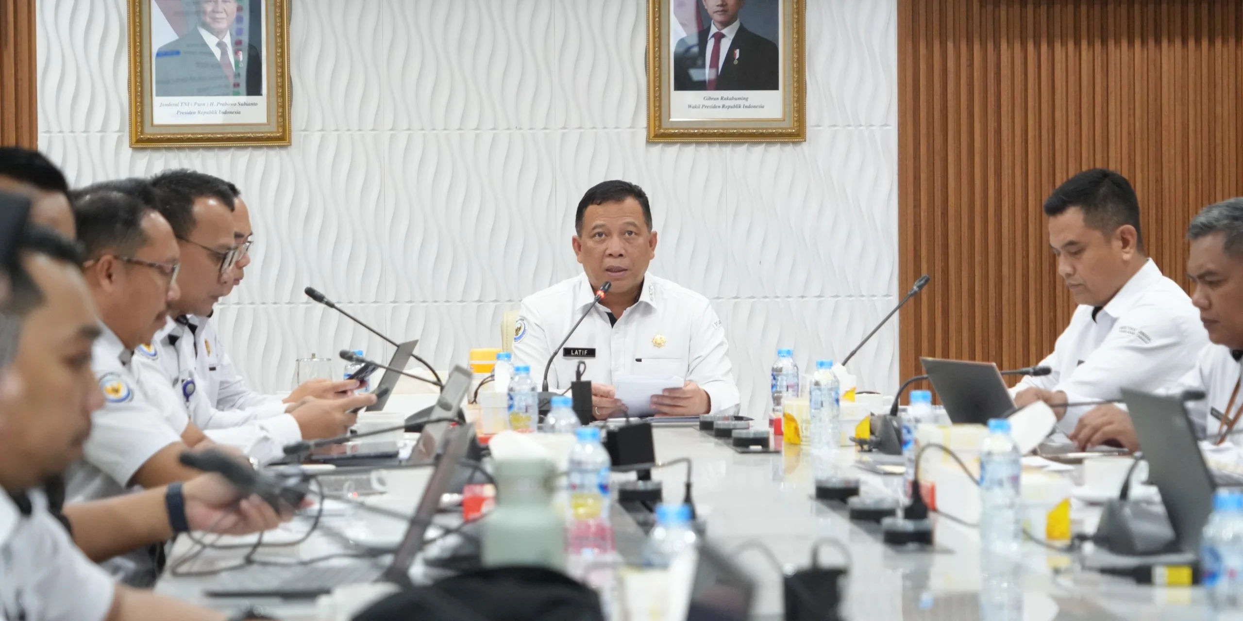 BP Ditolak Jadi Ketua, Penggelapan PNBP di Batam, dan Krisis Obesitas di India: Apakah Ada Kaitan?