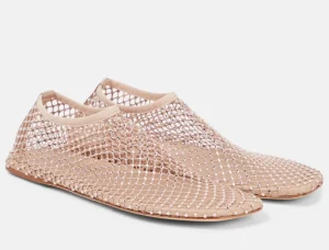 Daily Search Trends Ungkap Fenomena Viral: Dari Kain Sutra Hingga Sneakers Crystal Mesh yang Menggemparkan Dunia