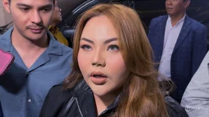 Drama Persahabatan Dinar Candy: Dari Larangan Berteman dengan Lisa Mariana hingga Bagi‑Bagi Job kepada Selebgram